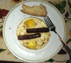 shirred eggs on plate